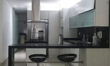 apartamento en venta en cristales. Cod V17268