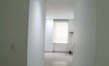 apartamento en venta en cristales. Cod V17268