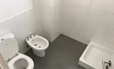 Oficina en alquiler, San Justo centro.