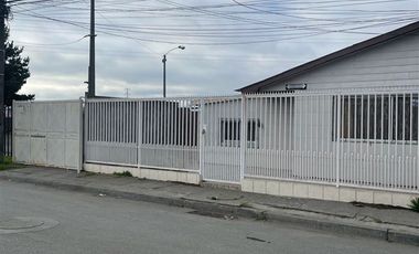 Venta de casa 3D+1B+estac.Villa Los Heroes 2 en Coronel