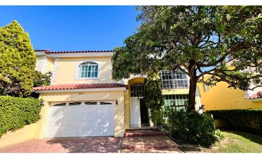 Casa En venta  en Barranquilla - Conjunto Exclusivo cerca a Buena Vista Malls