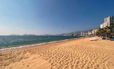 Hermoso depto. sobre Costera con acceso a Playa!