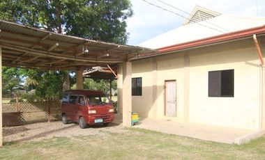 COUNTRY HOUSE AND LOT FOR SALE