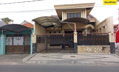 Disewakan Rumah Lokasi di Jalan Pucang Sewu, Gubeng Surabaya