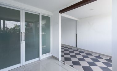 Rumah Luas Strategis 14 Mnt ke Summarecon Mall Bekasi Bisa KPR J-41613