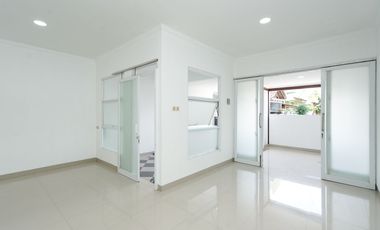 Rumah Luas Strategis 14 Mnt ke Summarecon Mall Bekasi Bisa KPR J-41613