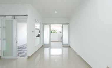 Rumah Luas Strategis 14 Mnt ke Summarecon Mall Bekasi Bisa KPR J-41613