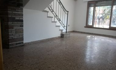 Casa PH en venta en Quilmes Oeste