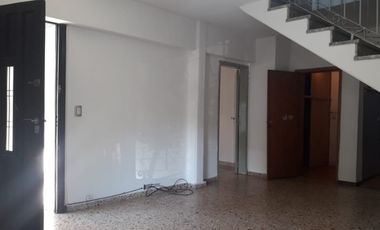 Casa PH en venta en Quilmes Oeste