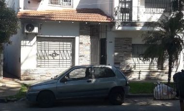 Casa PH en venta en Quilmes Oeste