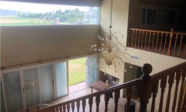 HERMOSA Y MODERNA CASONA CON COSTA, Y GRAN PARQUE, PARA EXIGENTES-