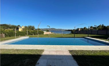 HERMOSA Y MODERNA CASONA CON COSTA, Y GRAN PARQUE, PARA EXIGENTES-