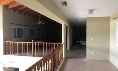 HERMOSA Y MODERNA CASONA CON COSTA, Y GRAN PARQUE, PARA EXIGENTES-