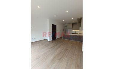 Elegante Mini Dos Habitaciones Con Cochera En Urb. El Golf - 202