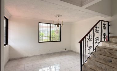 casa en venta en las mercedes. Cod V9161807