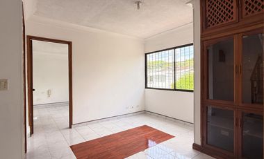 casa en venta en las mercedes. Cod V9161807