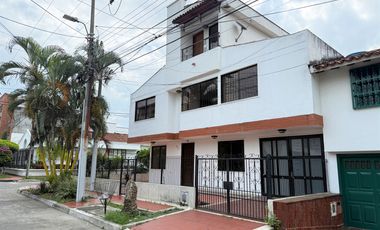 casa en venta en las mercedes. Cod V9161807