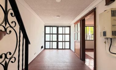 casa en venta en las mercedes. Cod V9161807