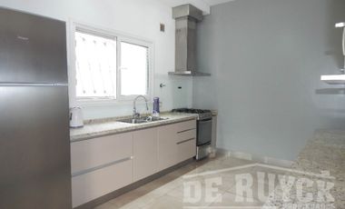 Casa en venta en Quilmes Oeste