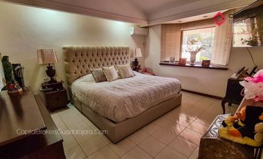 Casa en Venta en Providencia Espacios Amplios