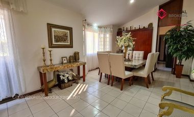 Casa en Venta en Providencia Espacios Amplios