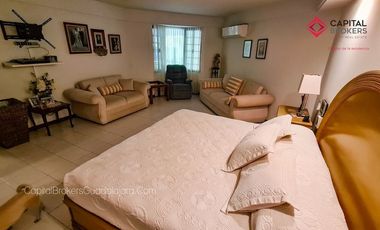 Casa en Venta en Providencia Espacios Amplios