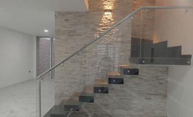 casa en venta en patios centro. Cod V12626