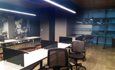 PR13310 Oficina en arriendo sector Ciudad del Rio, Poblado