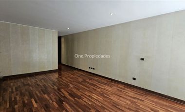 Dpto Venta 1erPiso con Jardin 3D en Suite Escritorio Condes