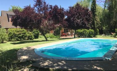 Casa en parcela en venta de 4D/4B Carampangue - C. Trebulco