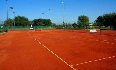 Casa a estrenar en San Ramón, Pilar del Este