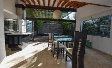 VENTA DE CASA CON VISTA AL LAGO