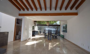 VENTA DE CASA CON VISTA AL LAGO