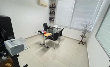 oficina en arriendo en colombia. Cod A104938