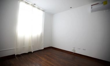 Alquilo apartamento amueblado , San Felipe- Casco Antiguo AM