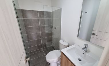 apartamento en arriendo en la aldea. Cod A514177