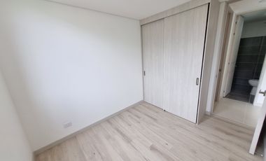 apartamento en arriendo en la aldea. Cod A514177