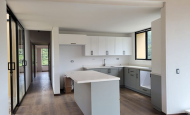casa en arriendo/venta en valverde. Cod A400318