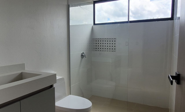 casa en arriendo/venta en valverde. Cod A400318