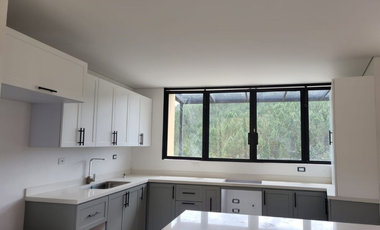 casa en arriendo/venta en valverde. Cod A400318