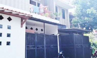 Rumah Siap Huni Terawat di Jalan Pesantren Cimahi 15 mnt ke Alun² Cimahi Harga 1 M-an Murah !!