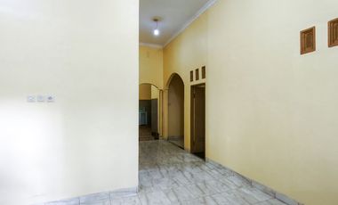 Rumah Asri Dekat Mall Metropolitan Cibubur LT 84 Dibantu KPR J-44256