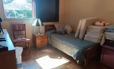 Casa en venta de 3 dorm. Ceca Metro Hernando de M Las Condes