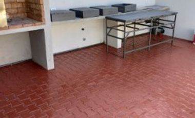 Casa en venta en Quilmes Este