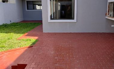 Casa en venta en Quilmes Este