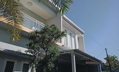 DIJUAL RUMAH MODERN 7 KAMAR LUAS DI DENPASAR SELATAN