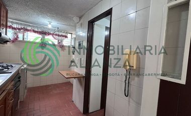 apartamento en arriendo en cañaveral. Cod A16497