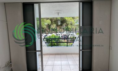 apartamento en arriendo en cañaveral. Cod A16497