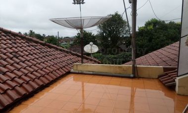 Rumah siap huni taman luas di sukabumi