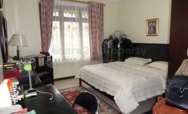 Rumah siap huni taman luas di sukabumi
